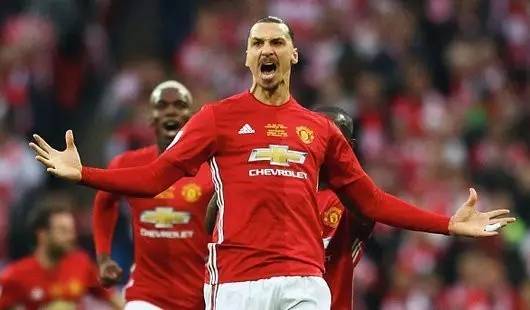 键时刻挺身 键时刻挺身