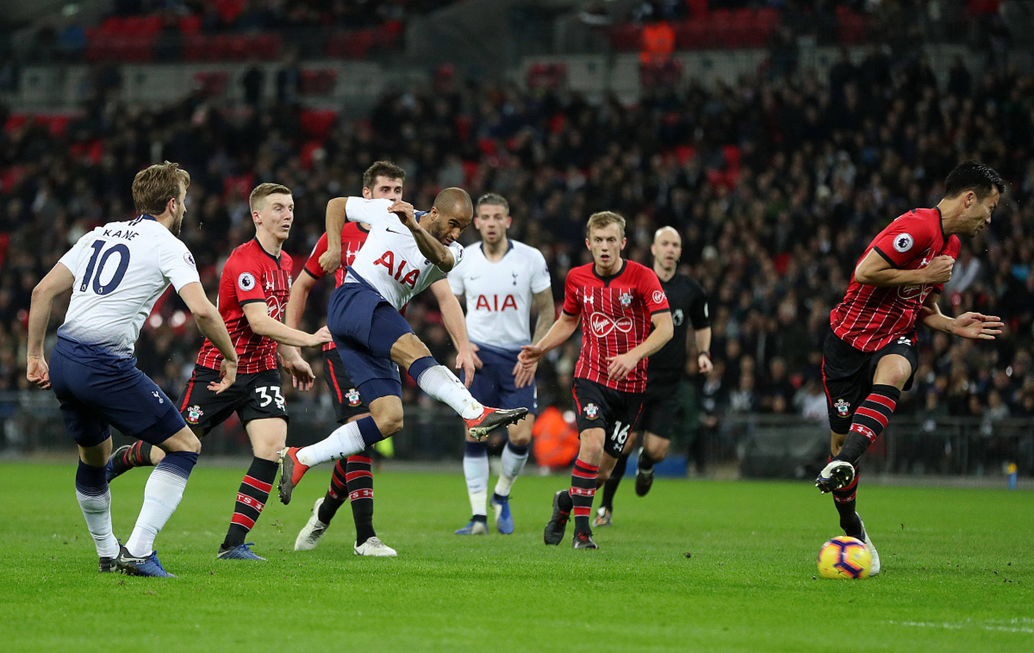 亚历山大 亚历山大